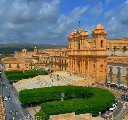 Scogli Bianchi 3* Lido di Noto